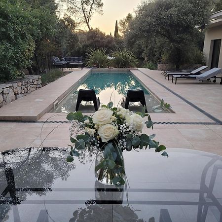 La Villa Kalliste Vacquières Dış mekan fotoğraf
