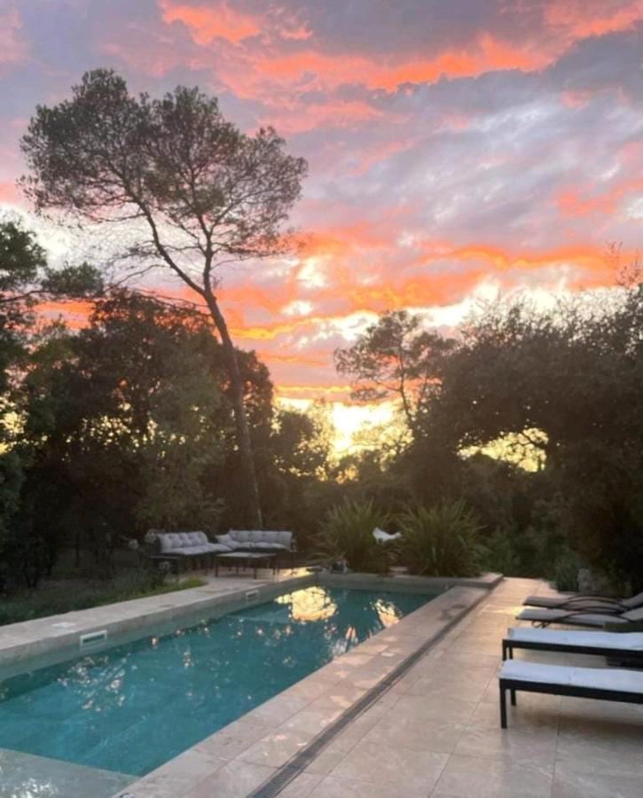 La Villa Kalliste Vacquières Dış mekan fotoğraf